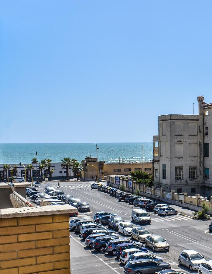 Mau Beach House Lido di Ostia Bagian luar foto